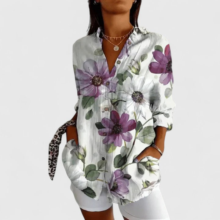 Rebecca | Elegante Bloes met Bloemenprint