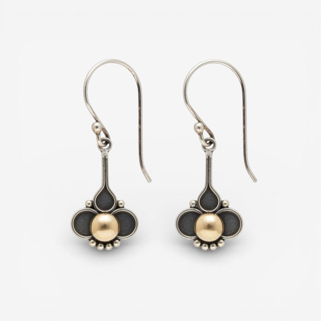 Boho Klaver Oorbellen met Gouden Parels