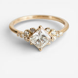 Karen - Elegante Delysian Ring