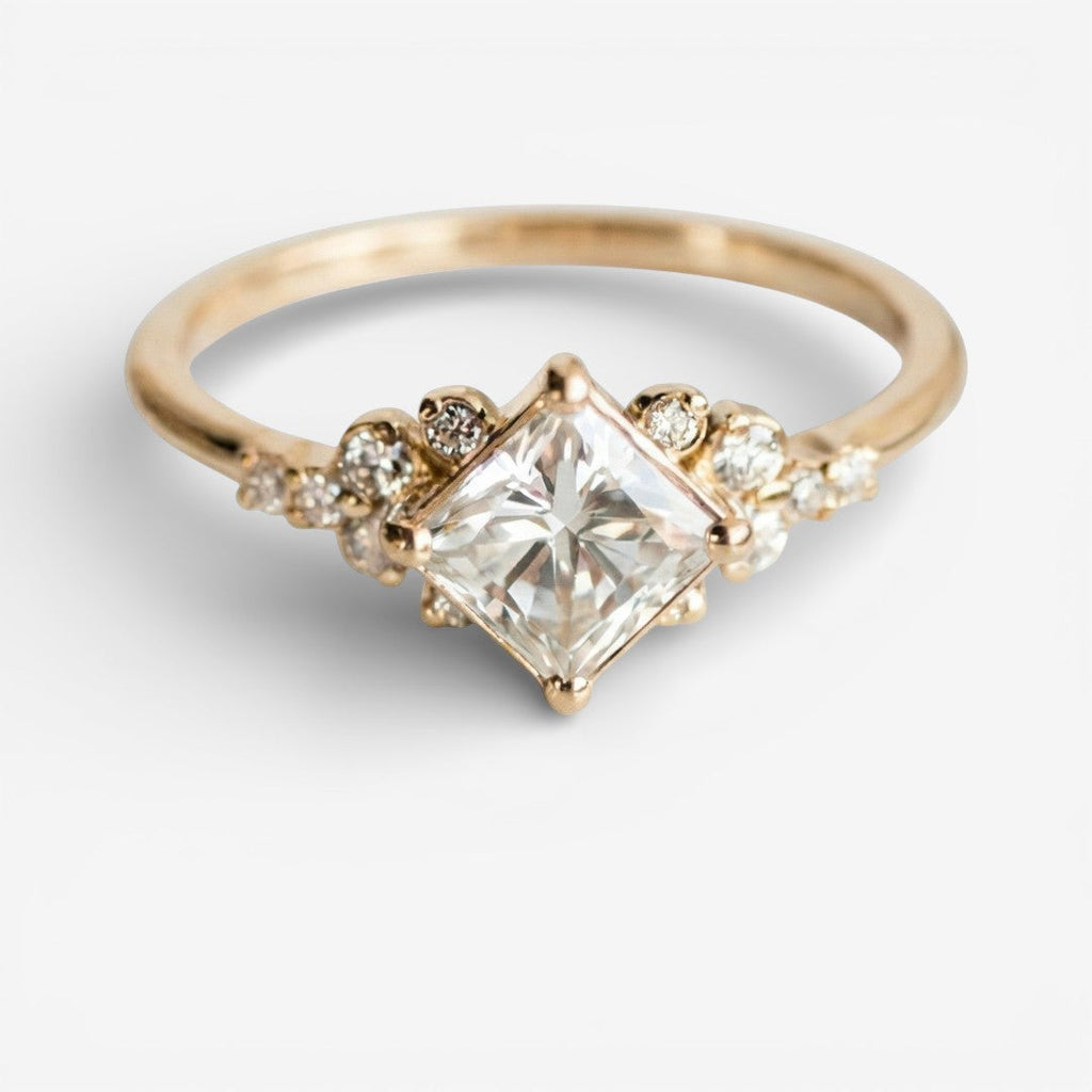 Karen - Elegante Delysian Ring