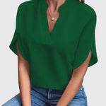 Lydia | Zachte en Elegante V-Hals Blouse