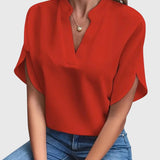 Lydia | Zachte en Elegante V-Hals Blouse