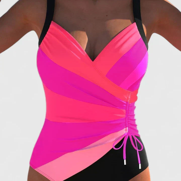 Caroline | Elegante en sculpturale badpak
