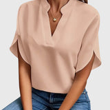 Lydia | Zachte en Elegante V-Hals Blouse