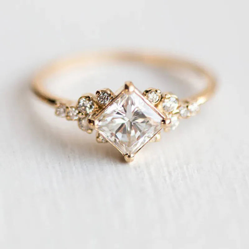 Karen - Elegante Delysian Ring