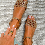 Aurora | Gouden Sandalen voor een Betoverende Zomer