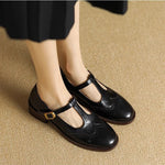 Manon | Mary Jane Schoenen