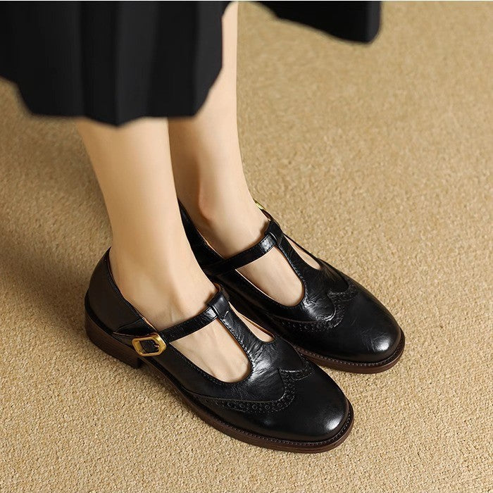Manon | Mary Jane Schoenen