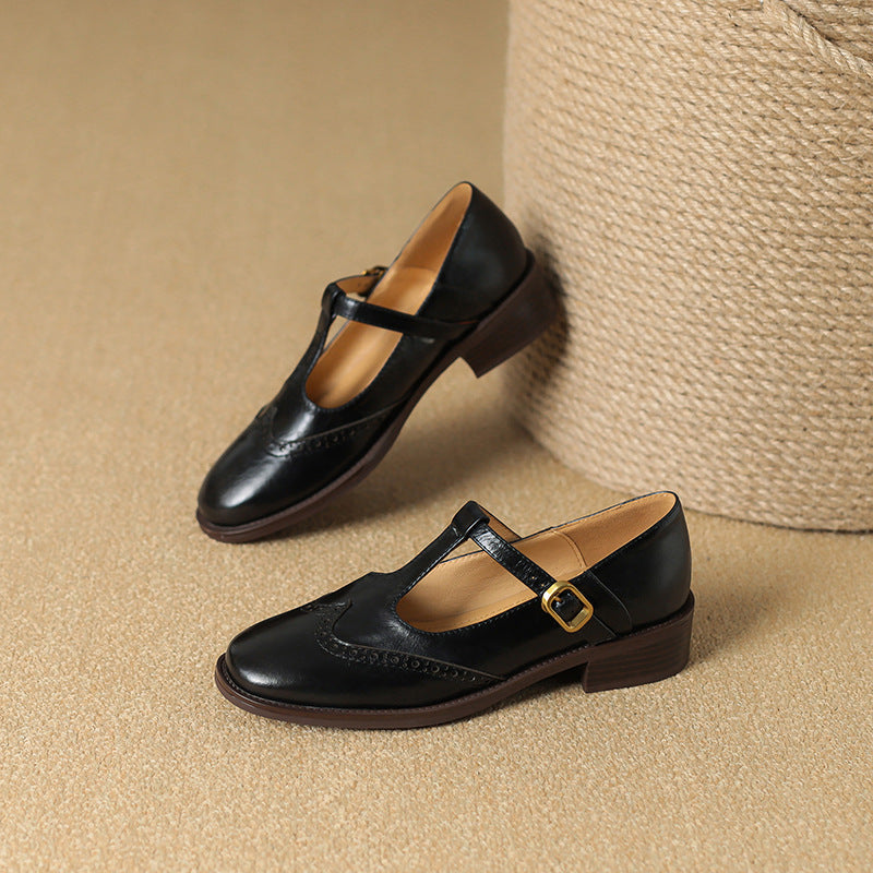 Manon | Mary Jane Schoenen