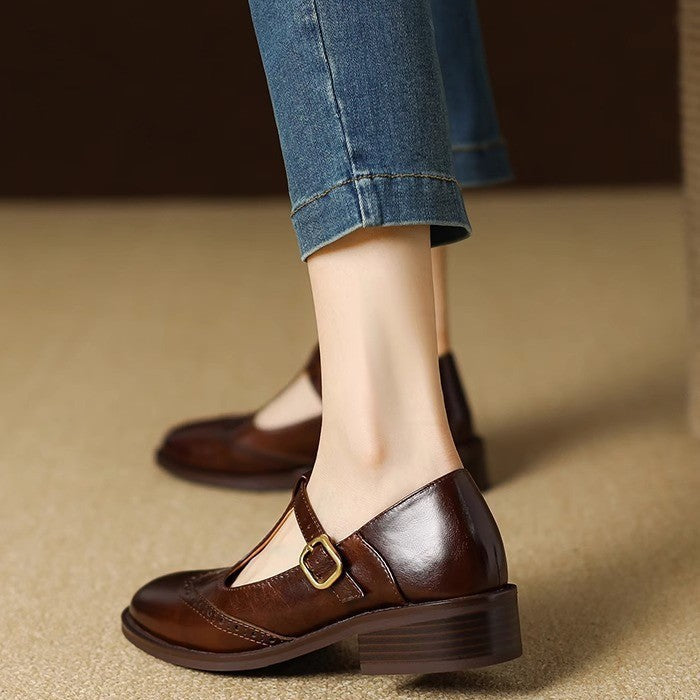 Manon | Mary Jane Schoenen