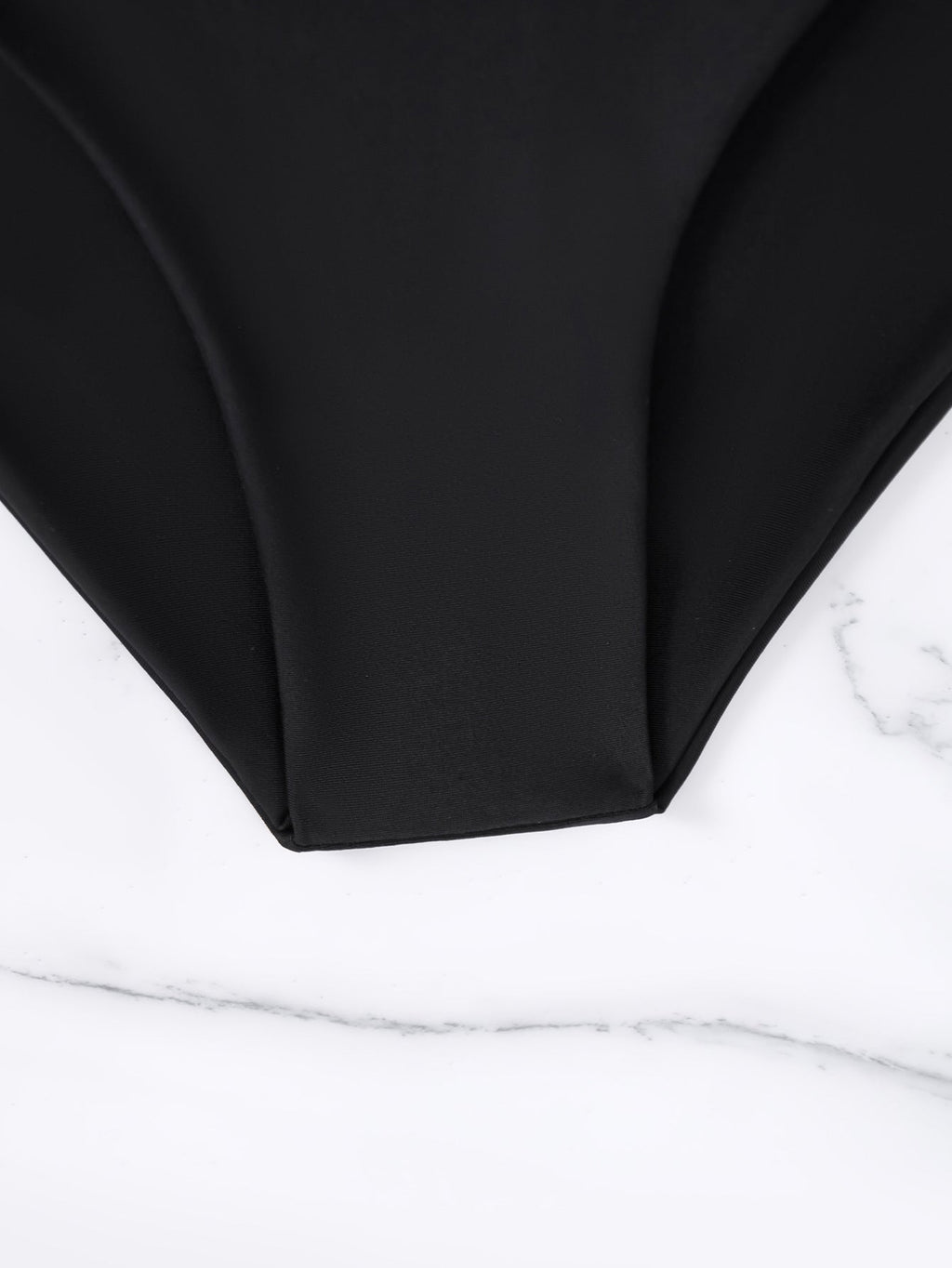 Miranda | Tweedelig Bikini Set met Knoop aan de Voorkant