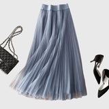 Rebecca | Tule Rok