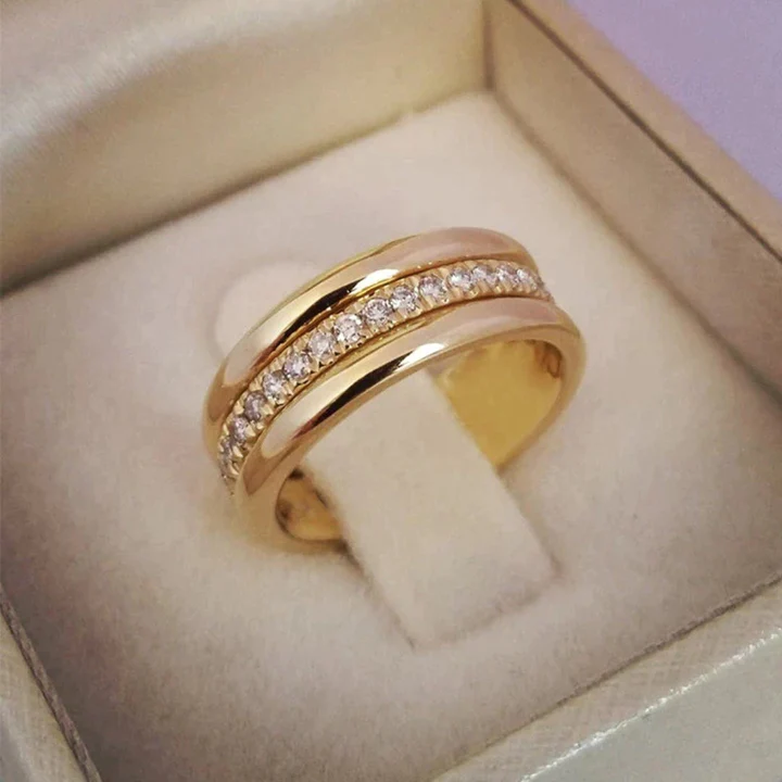 Sarah - Vintage Ring met Ingewerkte Zirkonia