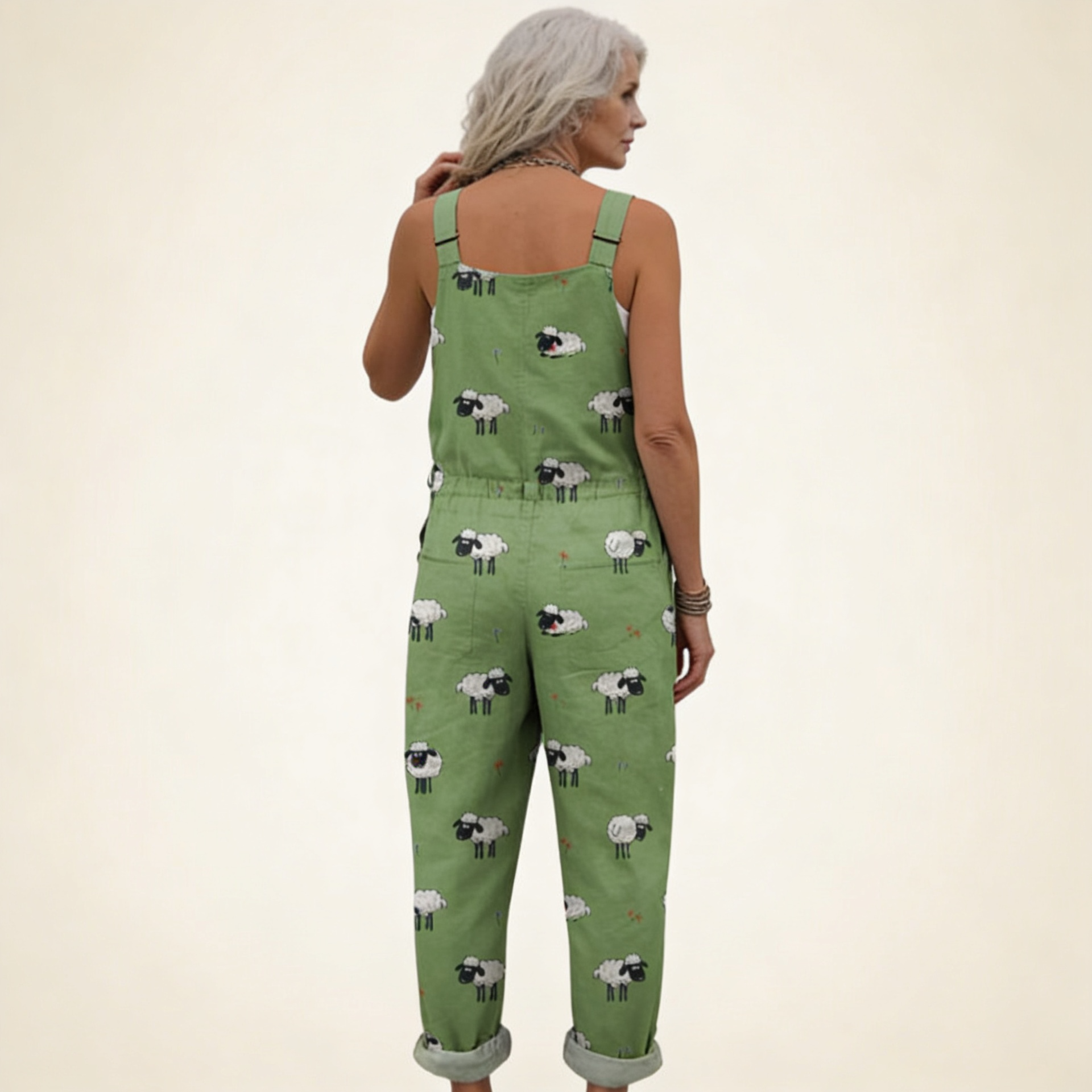 Loes | zachte boheemse groene tint