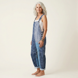 Hilde | grafisch blauw patchwork met een slanke uitstraling