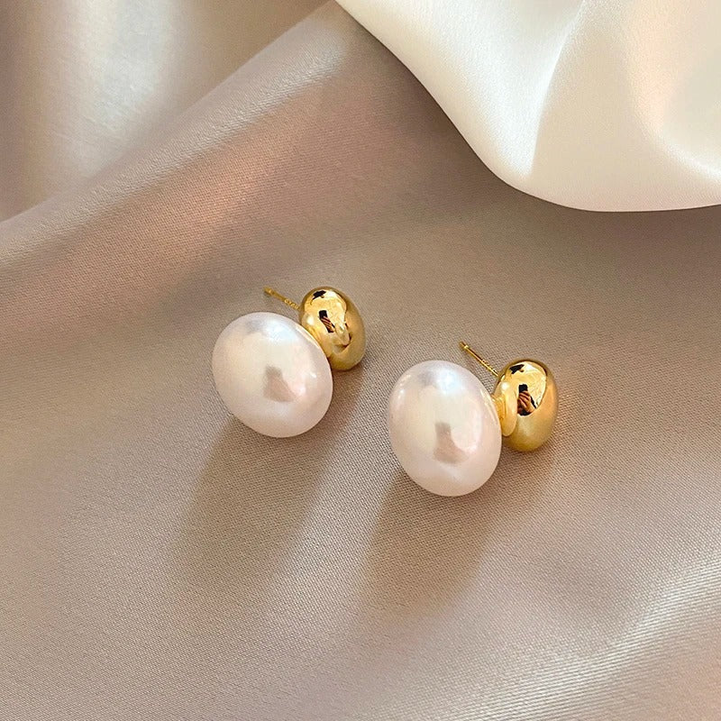 Vintageparels Oorbellen door Aeri