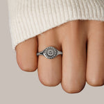 Gouden ring voor de zomerzonnewende