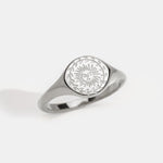 Gouden ring voor de zomerzonnewende