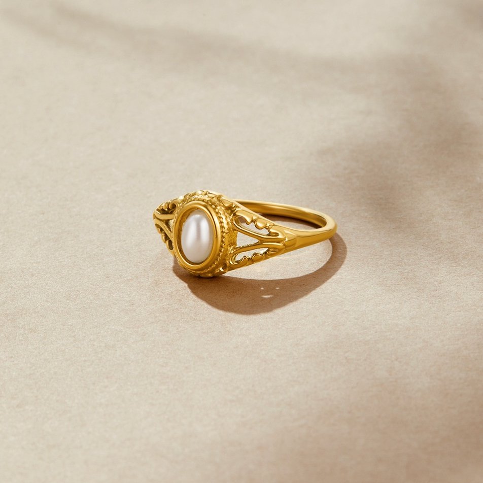 Vintage Royal Ring met Parel